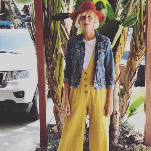 Meet your Posher, Kasia 💁‍♀️ - Picture 2 of 8